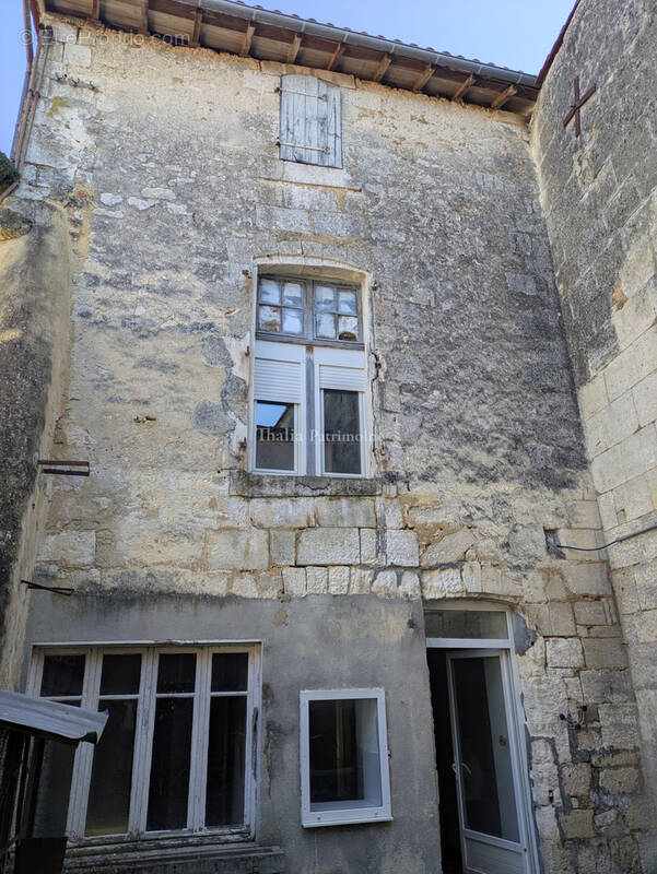 Maison à MAREUIL