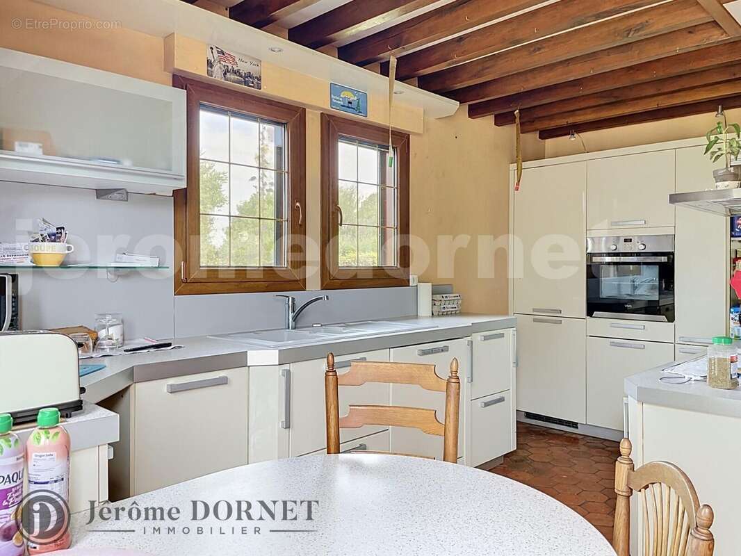 Maison 112 m² à Grandvilliers  - photo 6