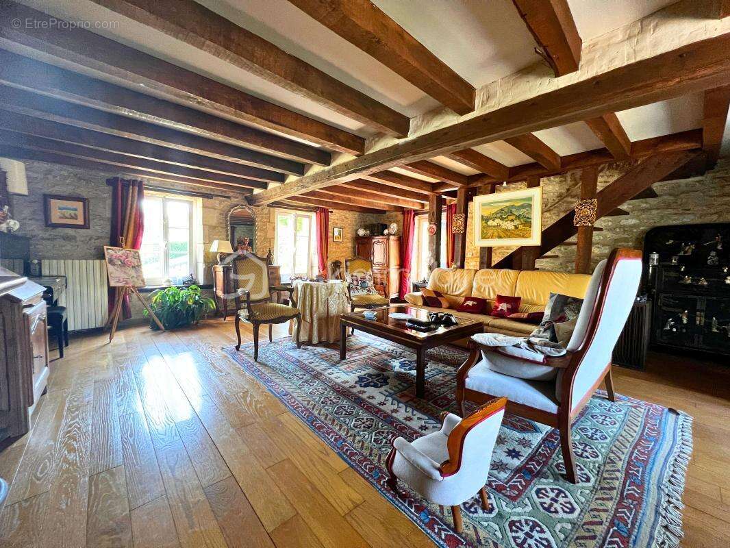 Maison à BRETTEVILLE-SUR-LAIZE