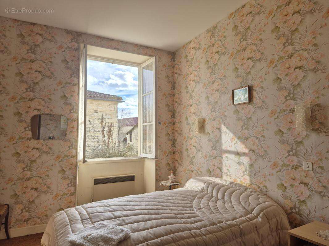 Propriété de caractère - photo 12