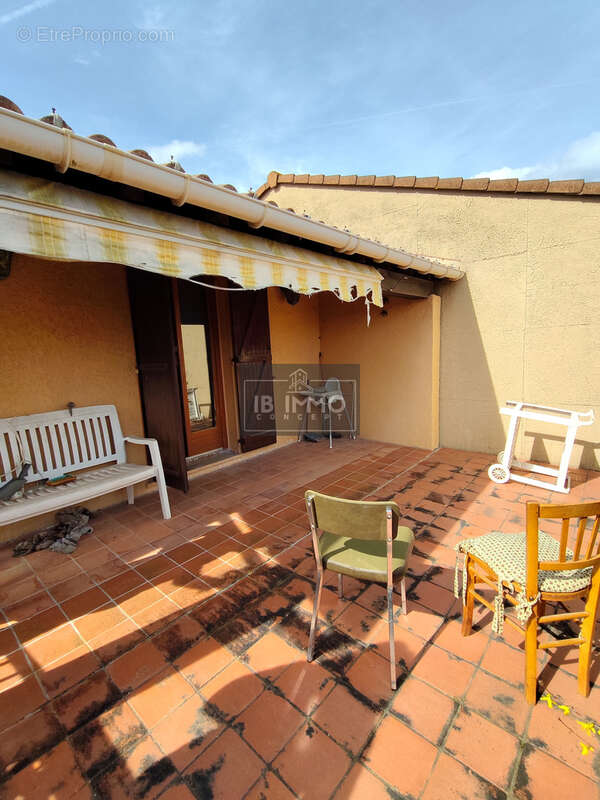 Maison à LE MUY