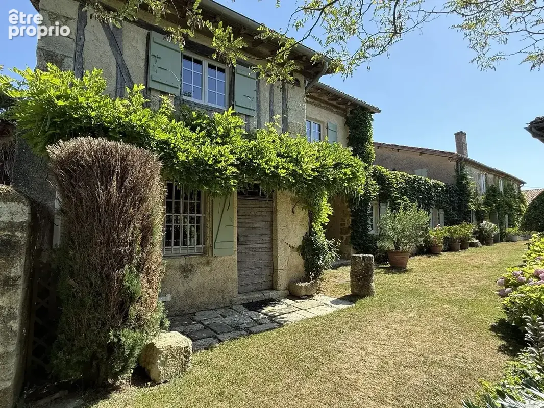 Maison à BAZIAN