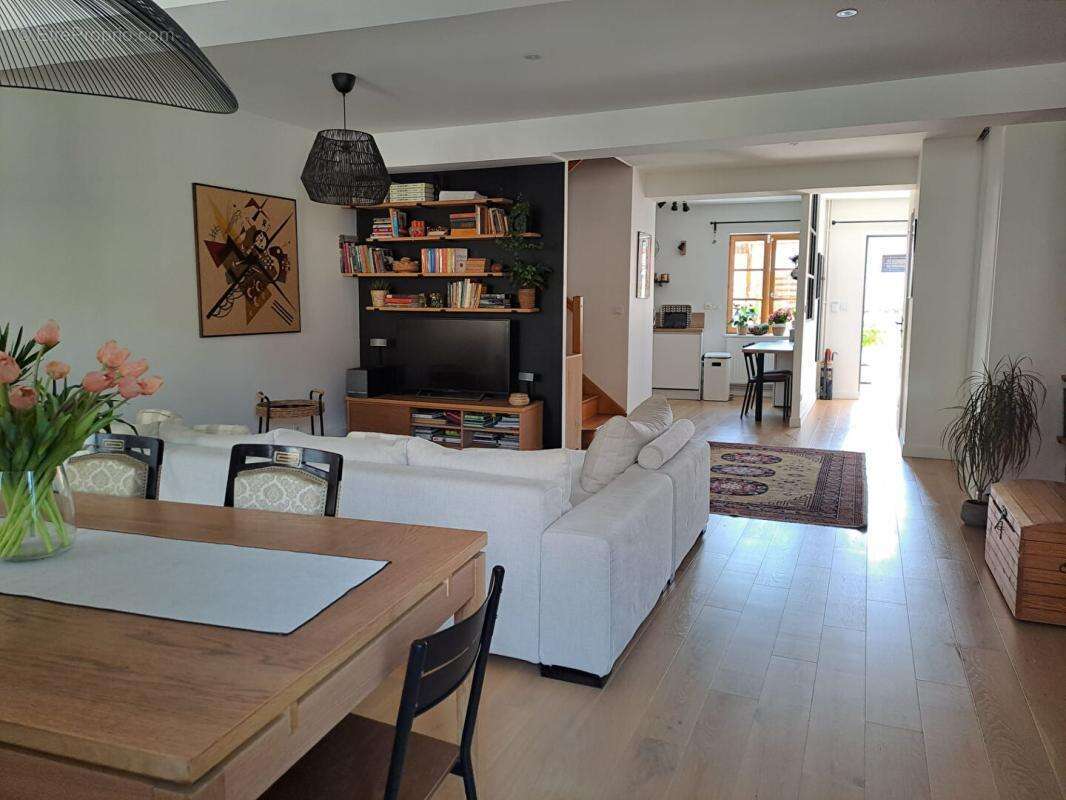 Duplex  climatise t4 terrasse  plein centre brignais - photo 4