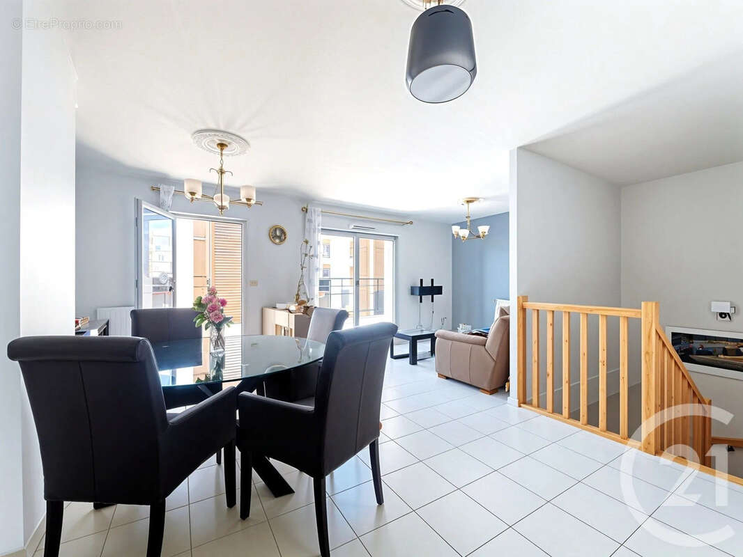 Appartement à VENISSIEUX