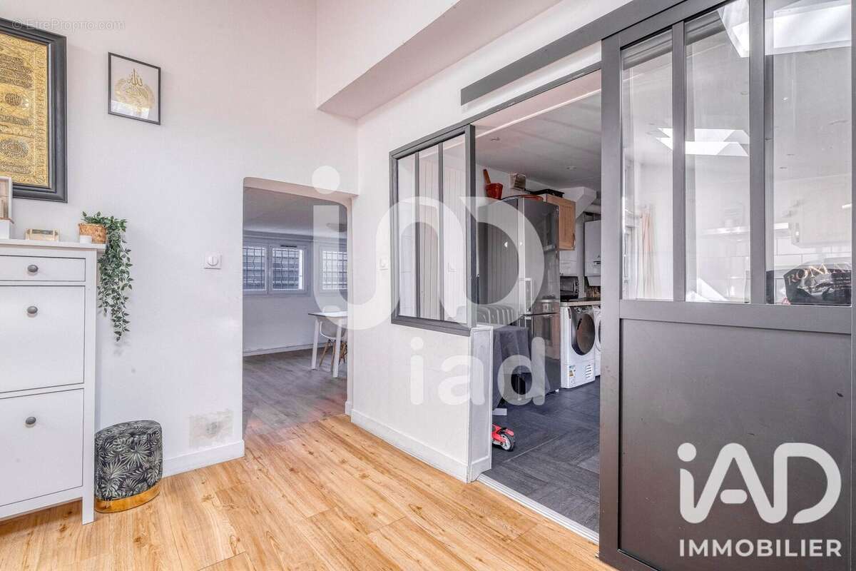 Maison 95 m² à Aulnay-Sous-Bois  - photo 8