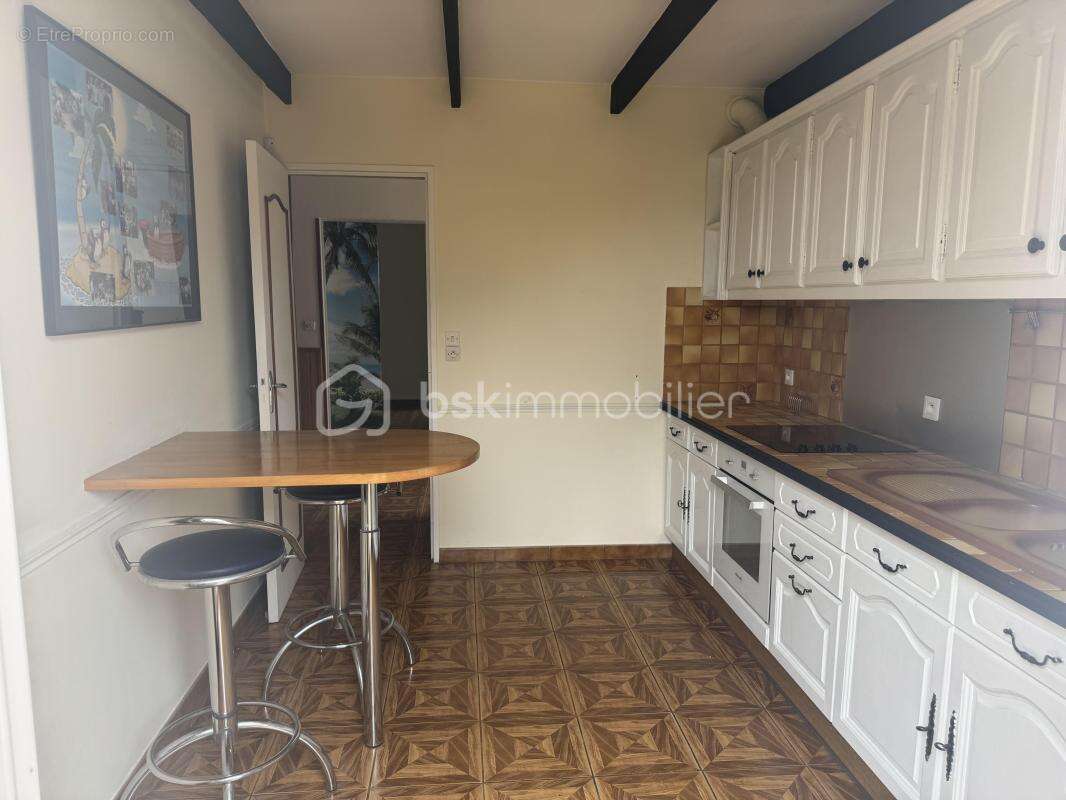 Exclusivité – maison familiale avec jardin arboré, garage et double terrasse – conilhac-corbières - photo 7