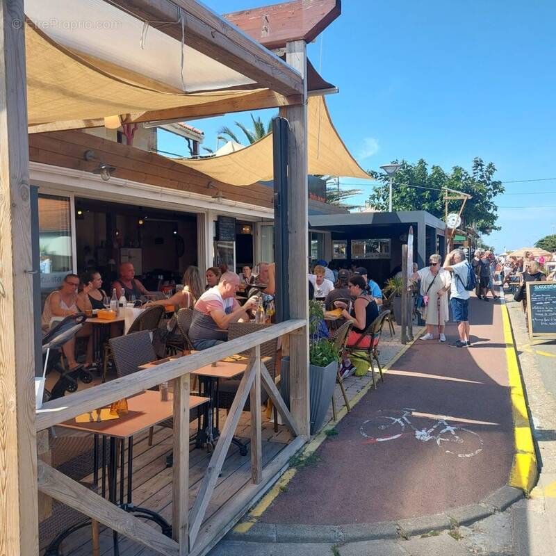 Autre à VENDAYS-MONTALIVET