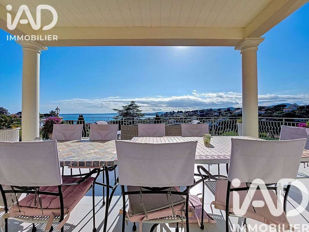 Photo 4 - Maison à ROQUEBRUNE-SUR-ARGENS