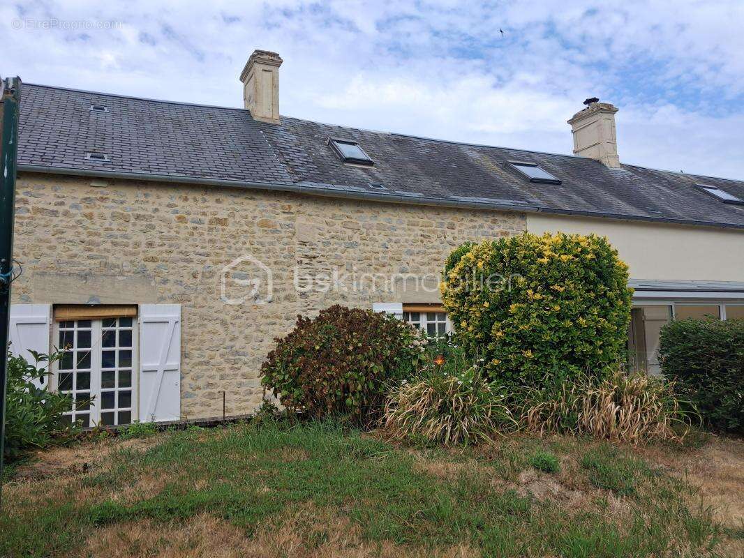 Maison Le Breuil En Bessin de 219 m² - photo 15