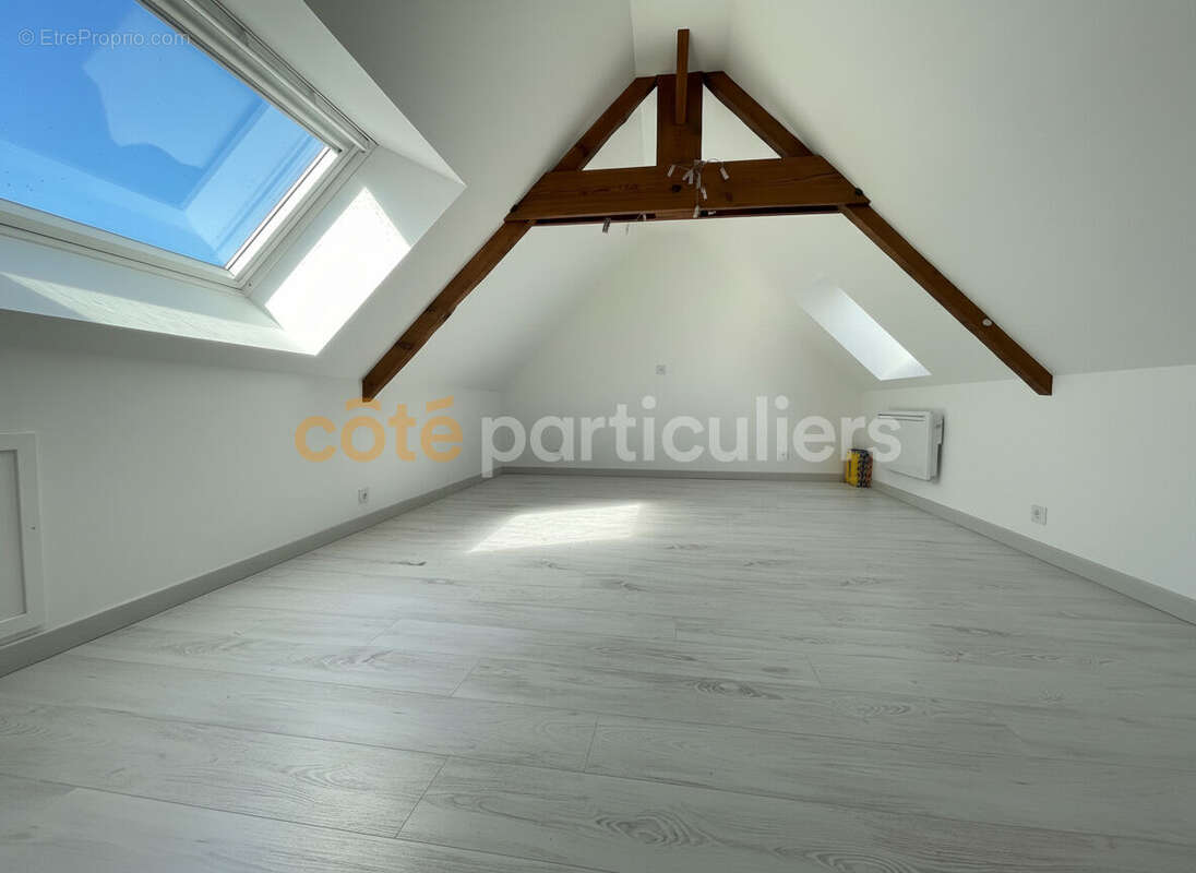 Maison en pierres 7 pièce(s) 153 m2 Montfiquet - photo 16