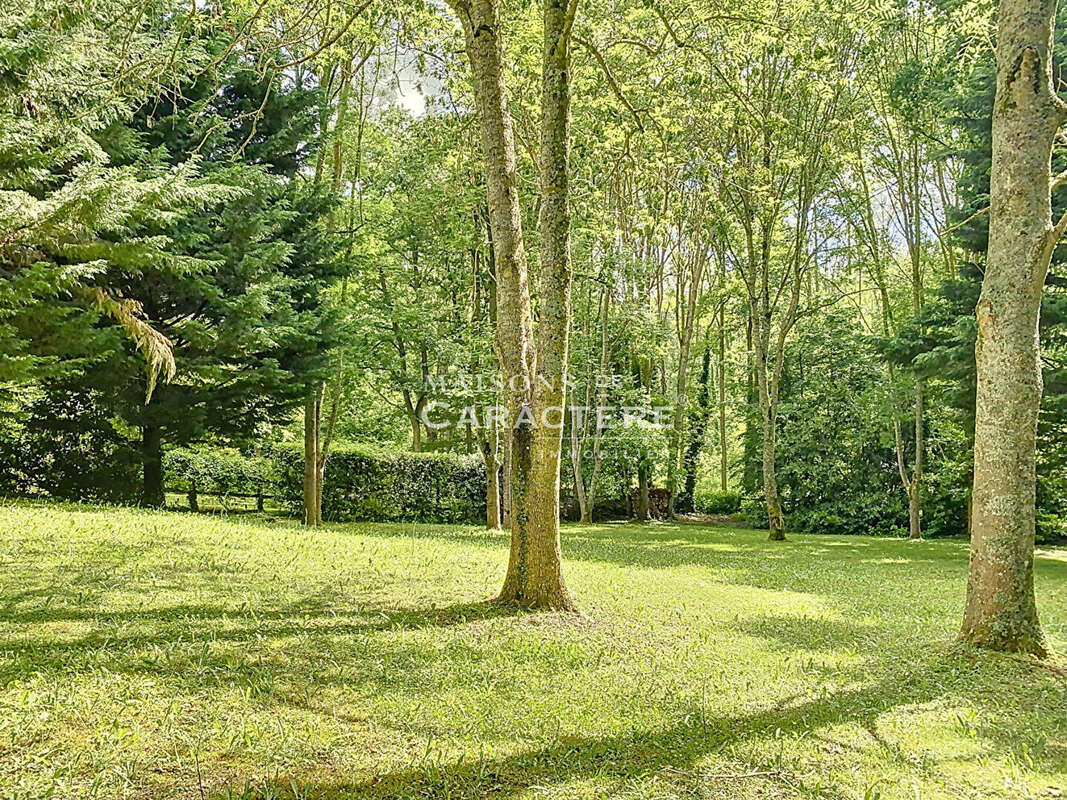 Maison à CRESPIERES