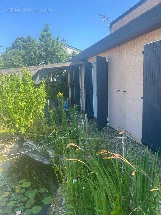 Grande maison familiale F6 avec piscine, jardin et garage - photo 3