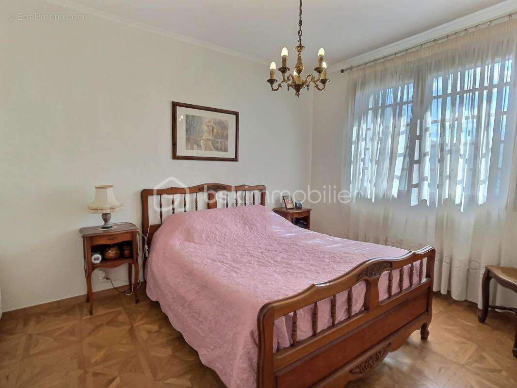 Maison à SAINT-JEAN-DE-VEDAS