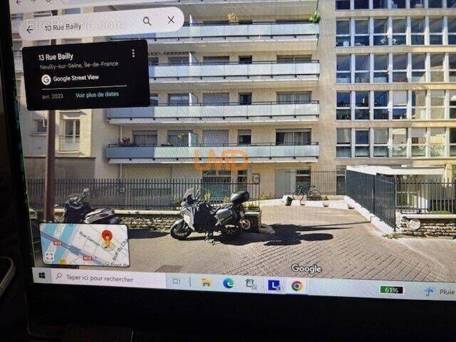 Commerce à NEUILLY-SUR-SEINE