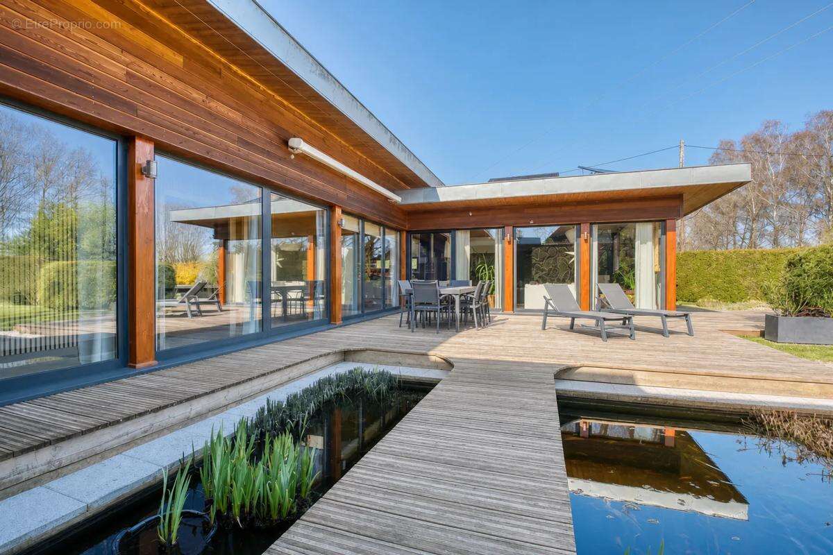 Maison à VINCEY