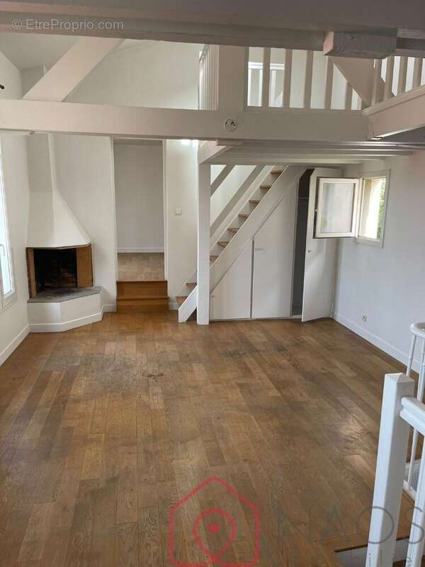 Appartement à COLOMBES