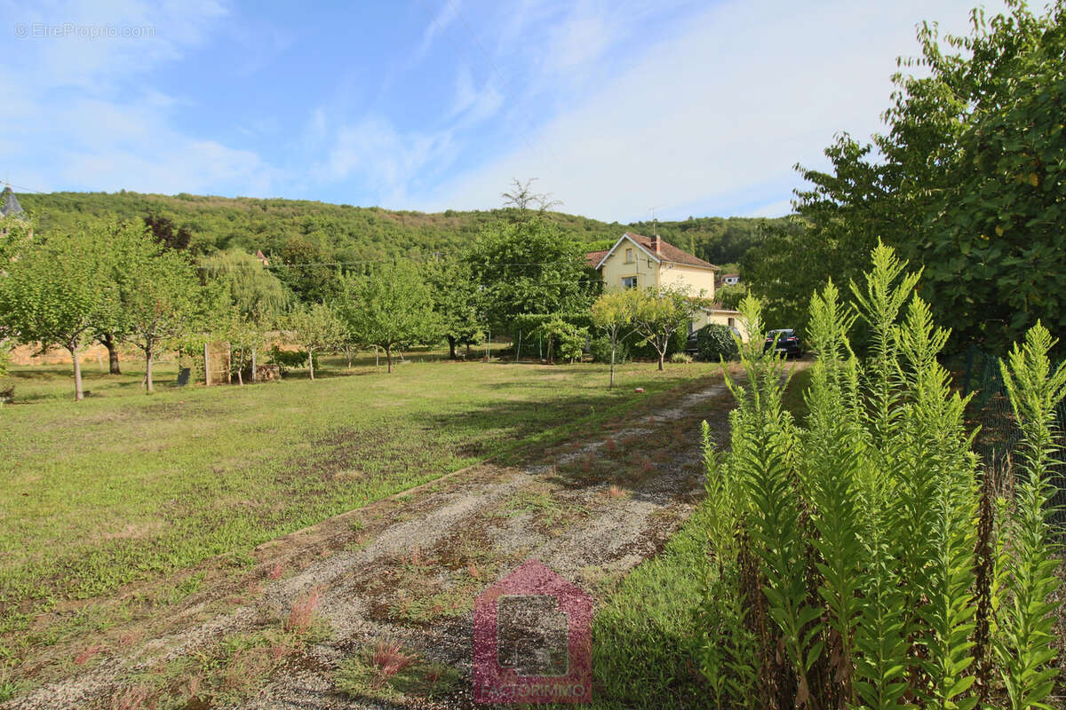Maison à PUY-L'EVEQUE