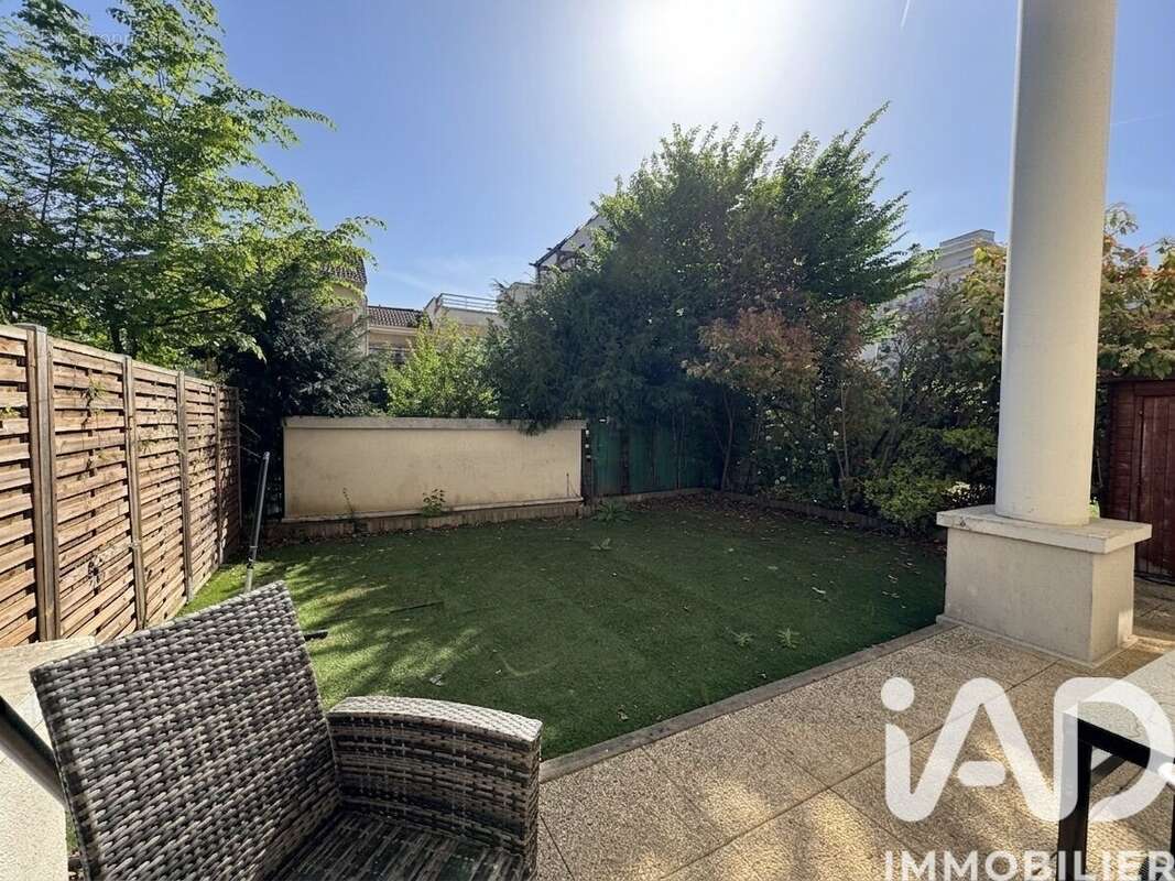 Photo 4 - Appartement à VILLENEUVE-LA-GARENNE