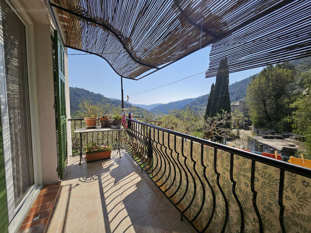Appartement à CANTARON