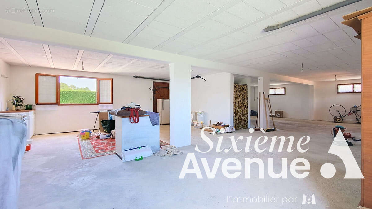 Maison 180m²  année 2000 parfait état d'entretien et proche village - photo 10