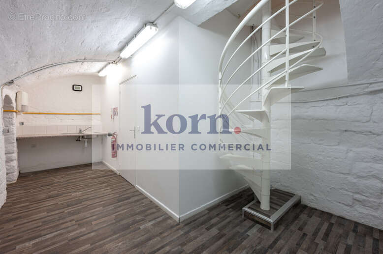 Commerce à PARIS-10E