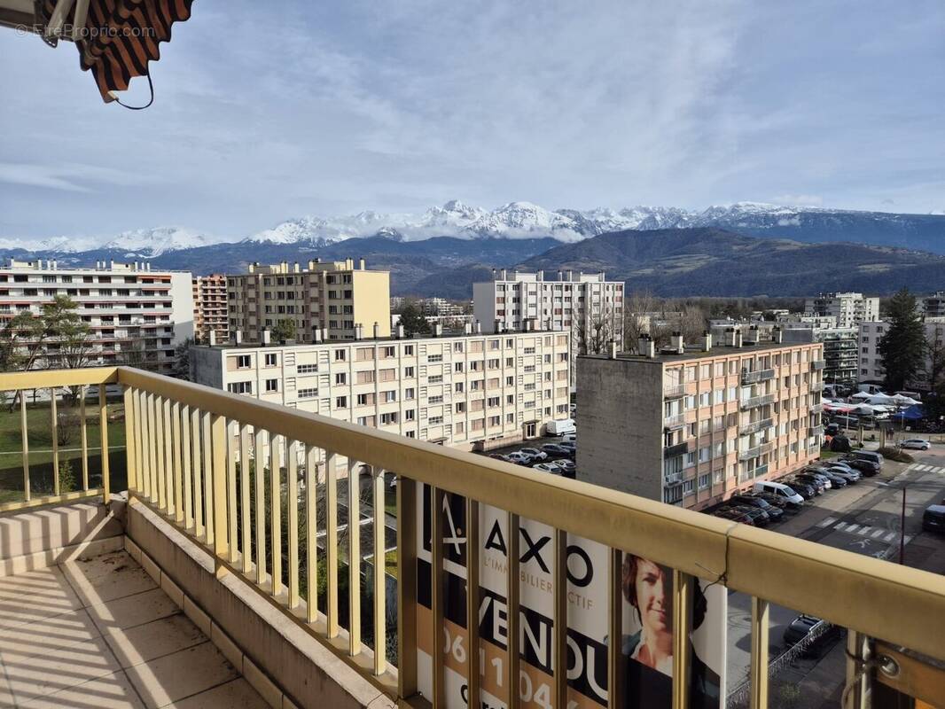 Appartement à MEYLAN