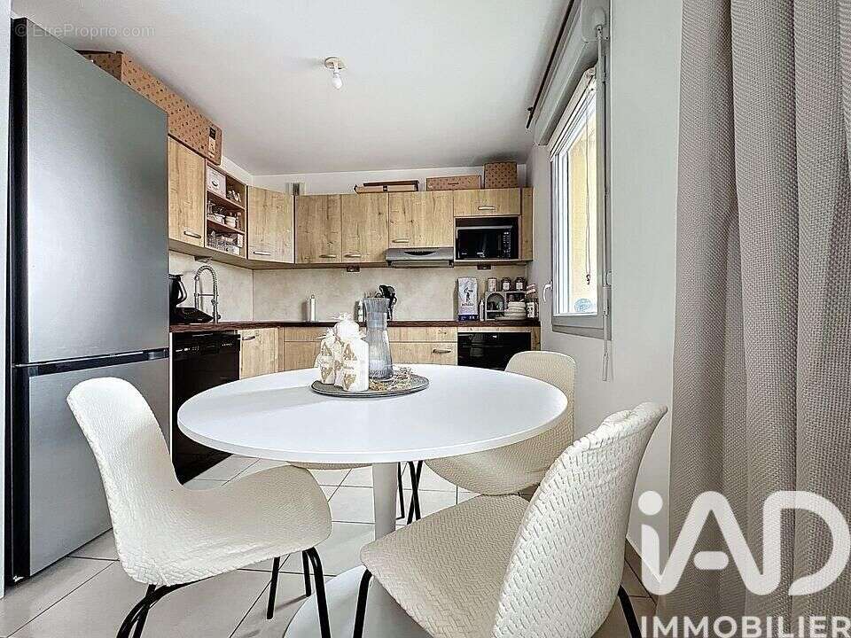Photo 4 - Appartement à VILLEURBANNE