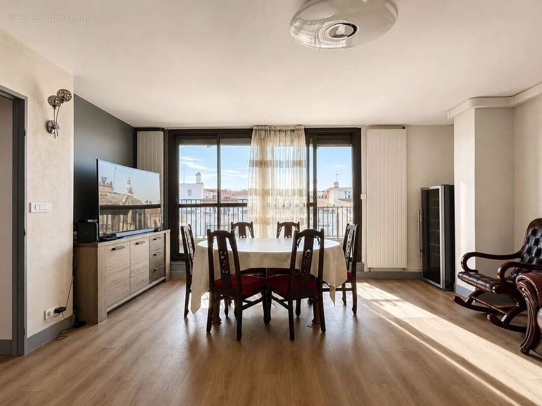 Dernier étage avec Terrasse de 30 m² - Toits de Paris - photo 5