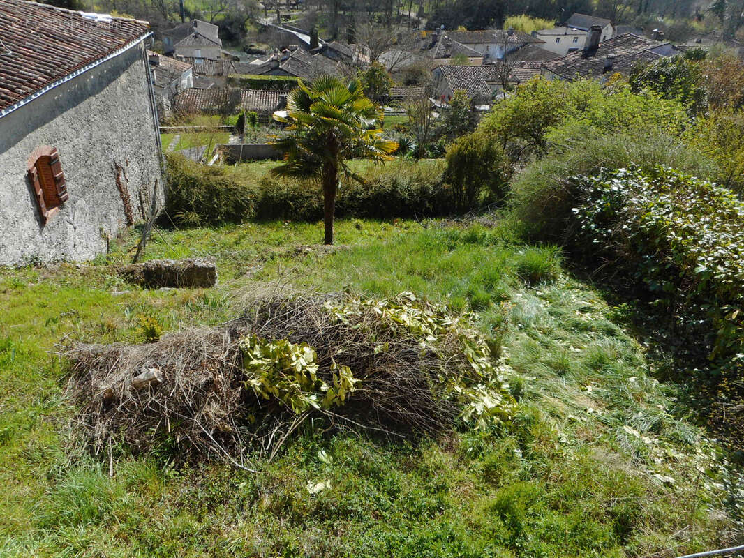 Maison à MEZIN