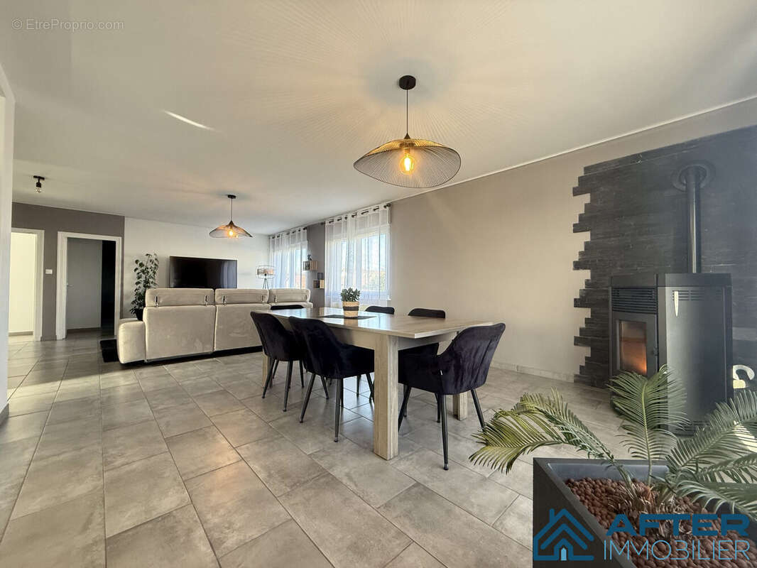 Maison à BLAINVILLE-SUR-L'EAU