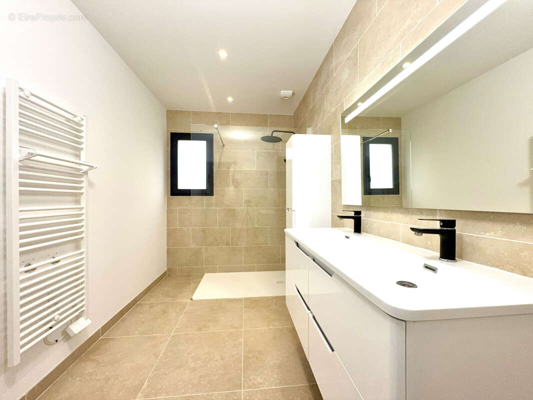 Maison à FONTENAY-LE-COMTE