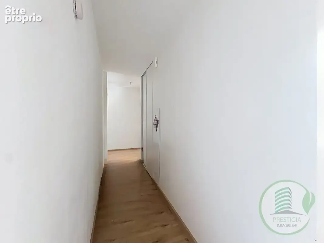 Reims clairmarais dernier étage f3 avec balcon et parking - photo 11