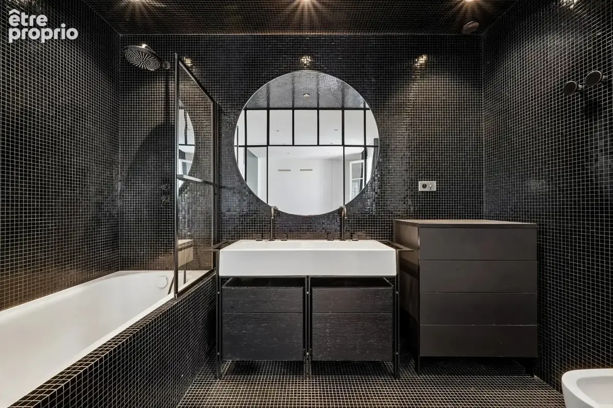 Paris 4 - Rue du Trésor - Superbe appartement de 5P - 3CH - 121 m2 avec cave - photo 8