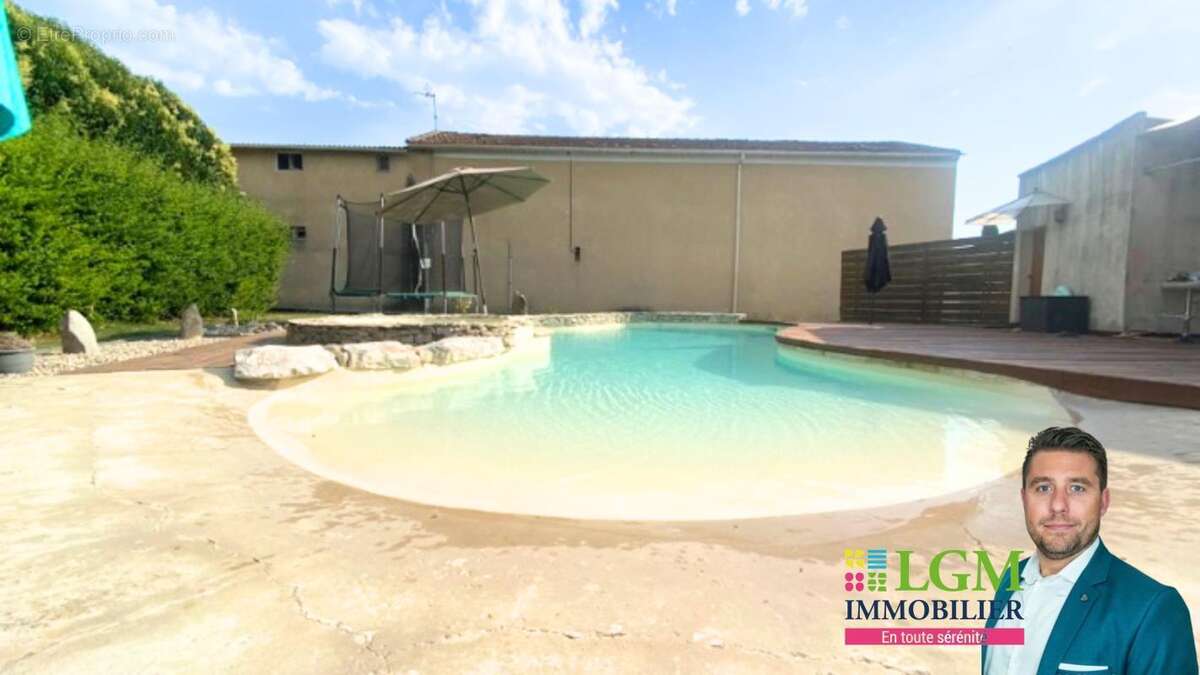 Demeure de caractère avec piscine lagon et jardin paysager – Aux portes des Cévennes - photo 13