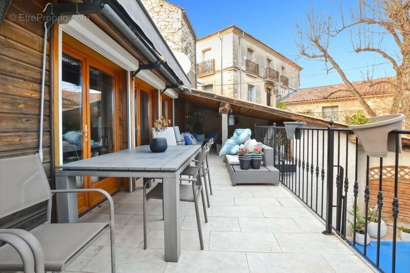 Maison à CAUSSES-ET-VEYRAN