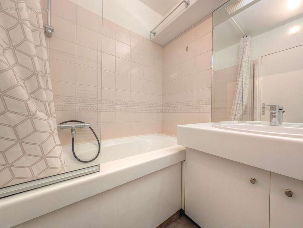 Appartement 2 pièces à vendre à La Garenne-Colombes - photo 6