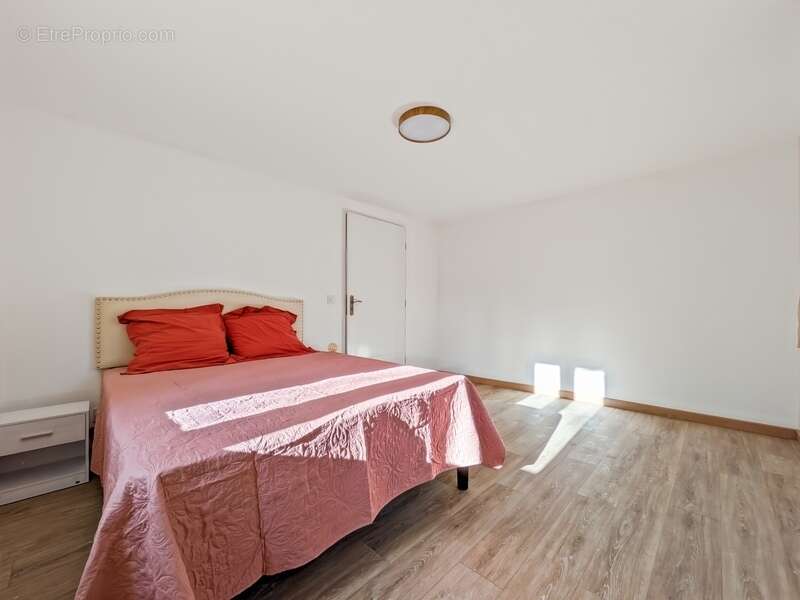 Maison à SAINT-PAUL-EN-CHABLAIS