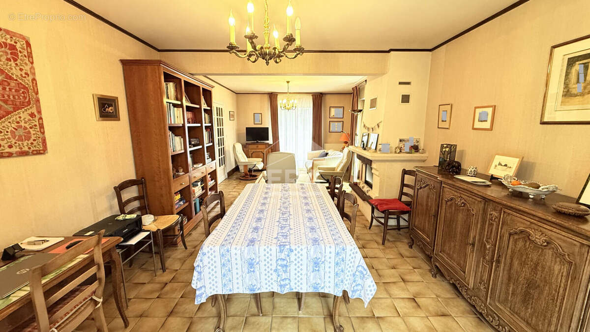 Maison à LAVAL