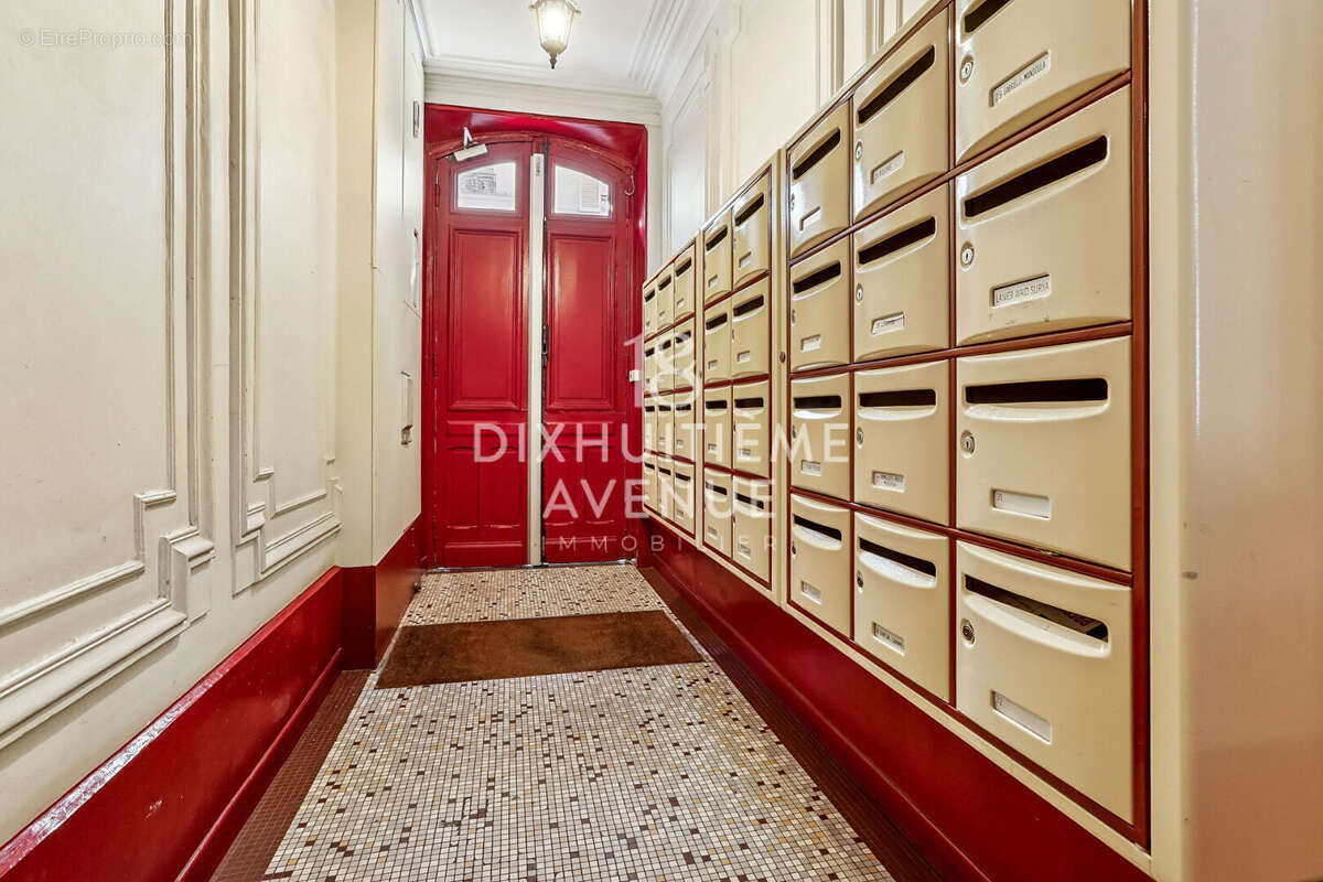 Appartement à PARIS-18E