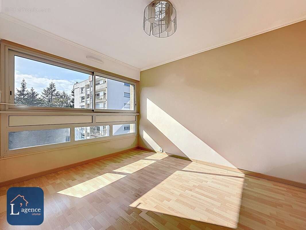 Appartement à FERNEY-VOLTAIRE