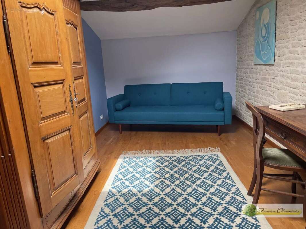 Maison à SAINT-FRAIGNE