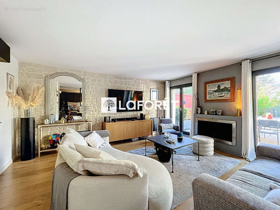 Appartement à CROISSY-SUR-SEINE