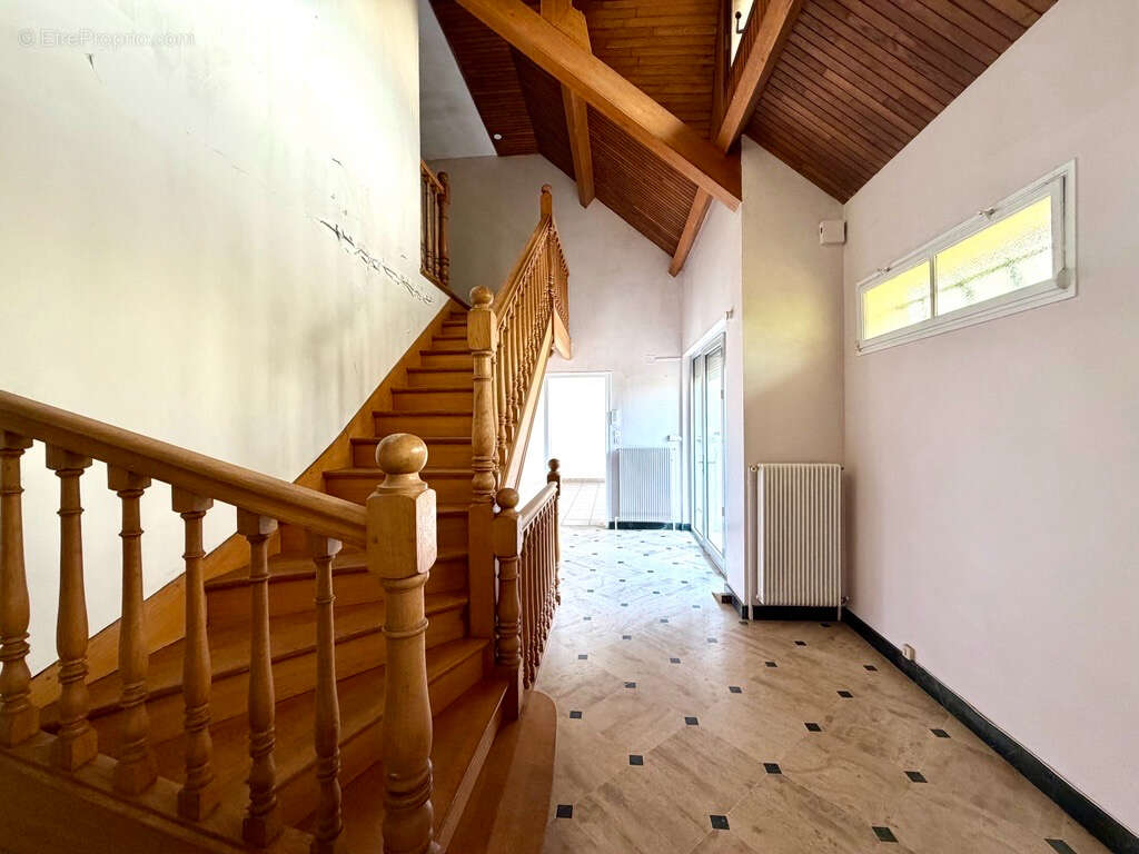 Maison 8 pièces 210 m2 - charleville-mézières - photo 3