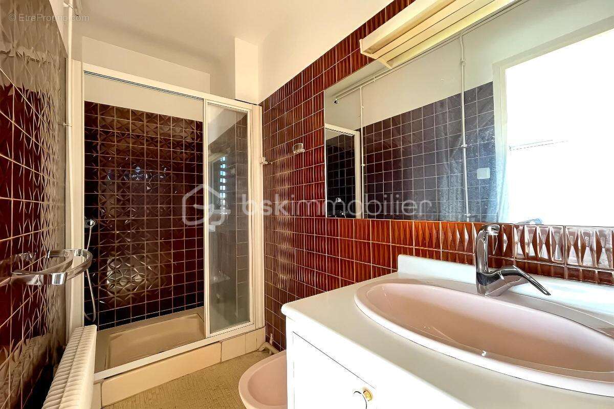 Appartement 5 pièces aux Amidonniers dans une résidence sécurisée de standing - photo 12