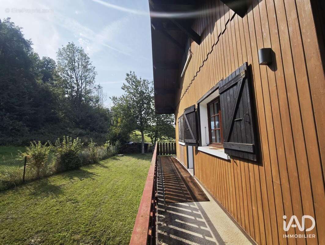 Photo 2 - Maison à MORILLON