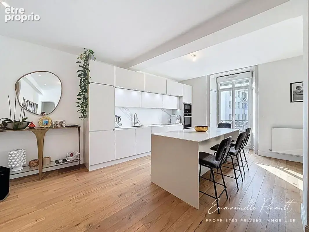 VANNES · PORT À 50 MÈTRES. APPARTEMENT D'EXCEPTION de 150,50 m², 4 chambres · Élégance et prestations haut de gamme - photo 3