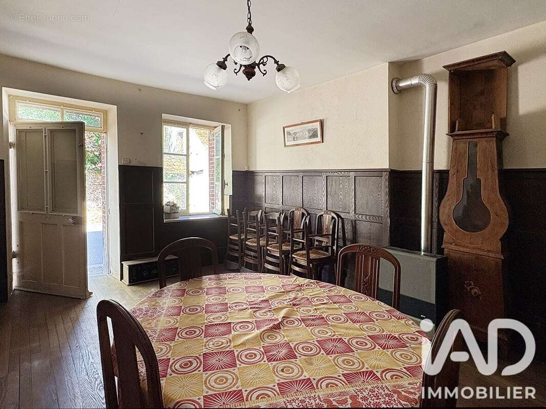 Maison 92 m² à Saint-Martin-Des-Champs  - photo 3
