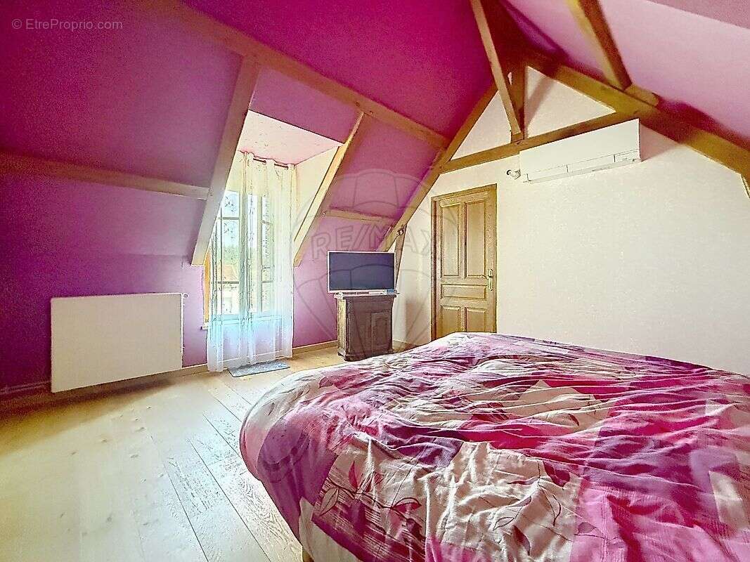 Maison à VILLEBOUGIS