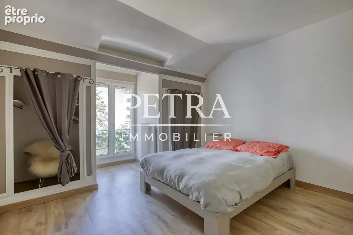 Maison de charme CHEVILLY-LARUE-secteur LARUE- environ-170m²-6pièces - photo 9