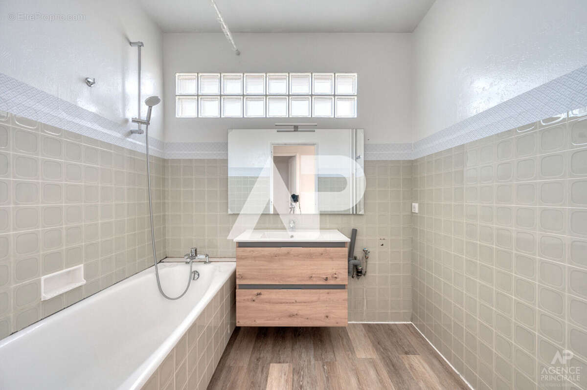 Appartement à RUEIL-MALMAISON